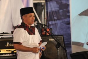 Seketika Tundukan Kepala Saat Deklarasi, Barkati Kenang Almarhum Siswadi