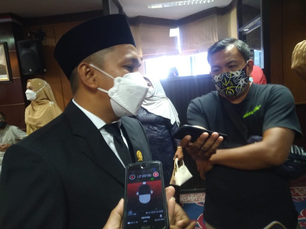 Resmi Dilantik Sebagai Anggota DPRD Kaltim, M Udin Siap Perjuangankan Aspirasi Warga Pesisir