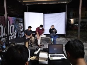 Dosen Unmul Nobar Dan Diskusi Bareng Pemuda Bontang, Ungkap Film Watchdoc
