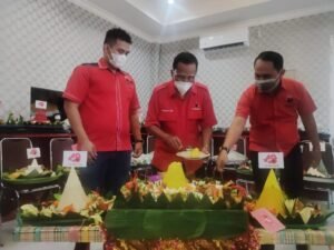 Rayakan HUT 48, PDI Perjuangan Samarinda Bagikan 48 Tumpeng Hingga Kepanti Asuhan