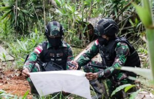 Pastikan Situasi Tetap Kondusif, Satgas Pamtas RI-PNG Yonif 611/Awang Long Laksanakan Patroli Keamanan