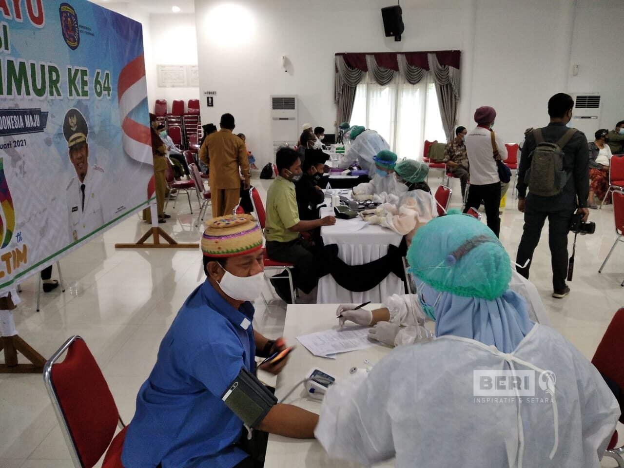 Vaksinasi tahap kedua, Pendopo Rujab Walikota Bontang (doc. Sulez/beri.id)
