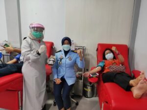 Petugas Pemasyarakatan Rutan Samarinda Penuhi PMI Kota Samarinda