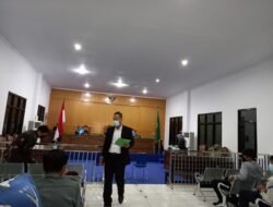 Aksi Walk Out Sidang Gugatan Presiden di PTUN Samarinda Berujung Somasi ke Mahkamah Agung