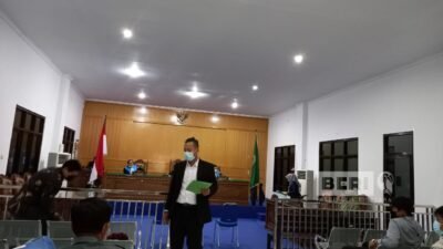 Aksi Walk Out Sidang Gugatan Presiden di PTUN Samarinda Berujung Somasi ke Mahkamah Agung
