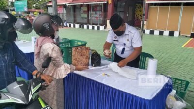 “Unik” Cegah Covid-19, Kirim Makanan di Rutan Balikpapan Gunakan Drive THRU