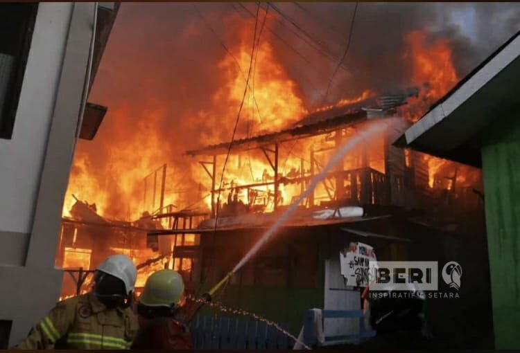 6 Rumah Warga di Gunung Malang Hangus Terbakar
