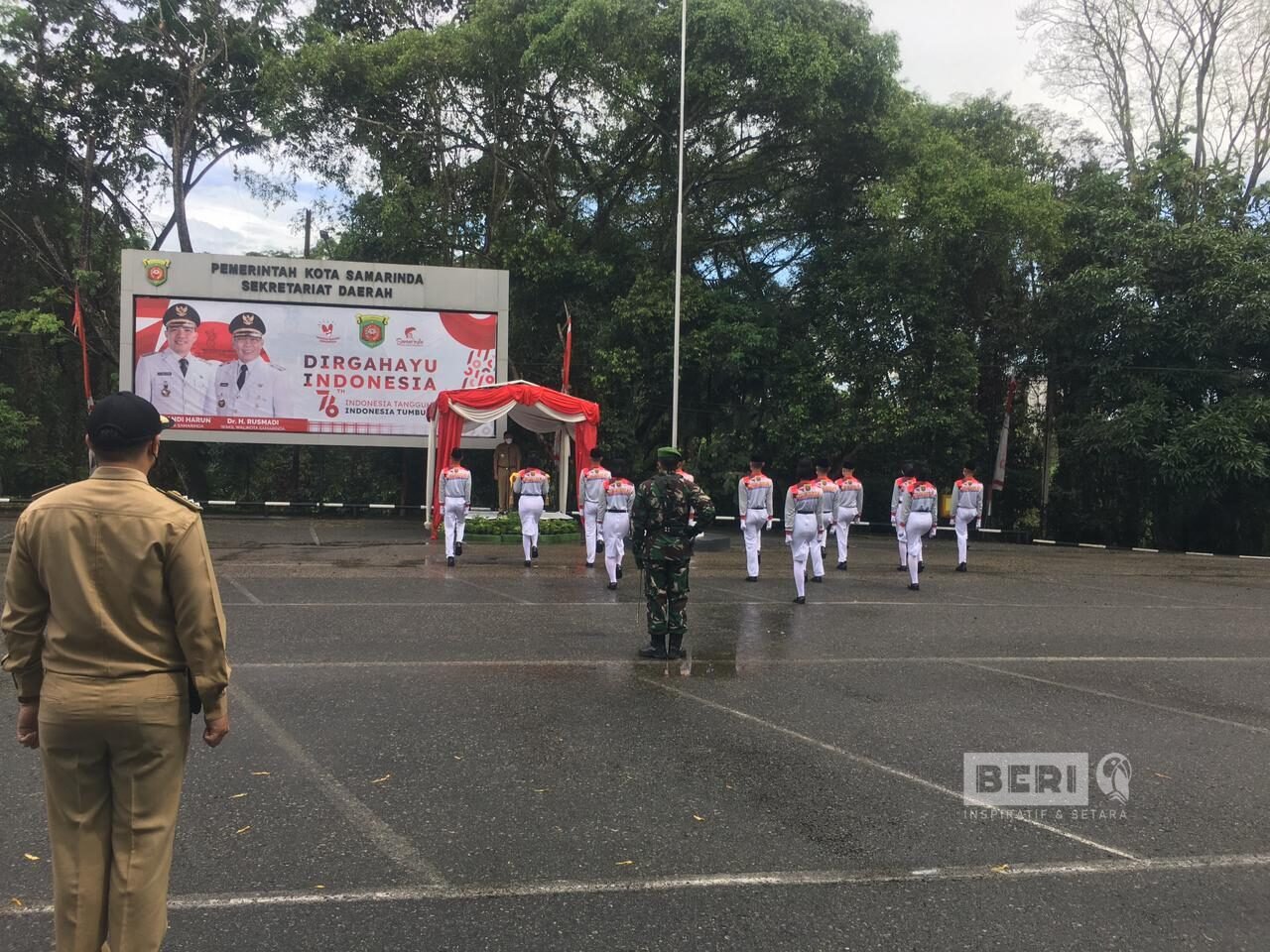 Pemkot Samarinda Gladi Bersih Upacara HUT RI ke 76, Sekaligus Antisipasi Cuaca Hujan