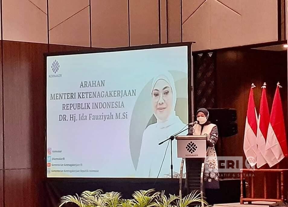 Menteri Ketenagakerjaan Ida Fauziyah saat memberikan arahan sosialisasi pemagangan luar negeri. ©ist