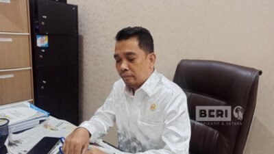 Ketua Komisi III Meminta  DPU Segera Bertindak Tegas Atas Bahu Jalan Asrama Bukit Yang Amblas