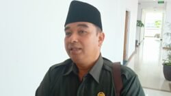PKL Ambil Fungsi Jalan Dan Trotoar, Rofik Minta Pemkot Sediakan Wadah Khusus