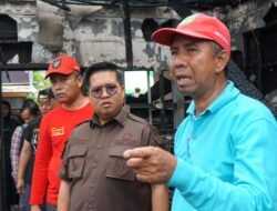 Rendi Solihin Salurkan Bantuan untuk Korban Kebakaran di Tenggarong