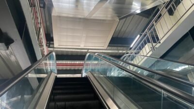 Eskalator Pasar Pagi Mati Karena Angkut Barang, Disdag dan PUPR: Digunakan Tidak Semestinya