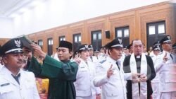 Bupati Mahulu Lantik 27 Petinggi Kampung, Tekankan Integritas dan Pelayanan Prima