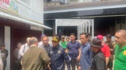 Pertanyakan Penataan Pembangunan Jalan, Ahmad Vananzda Lakukan Sidak di Sekitar Pasar Pagi